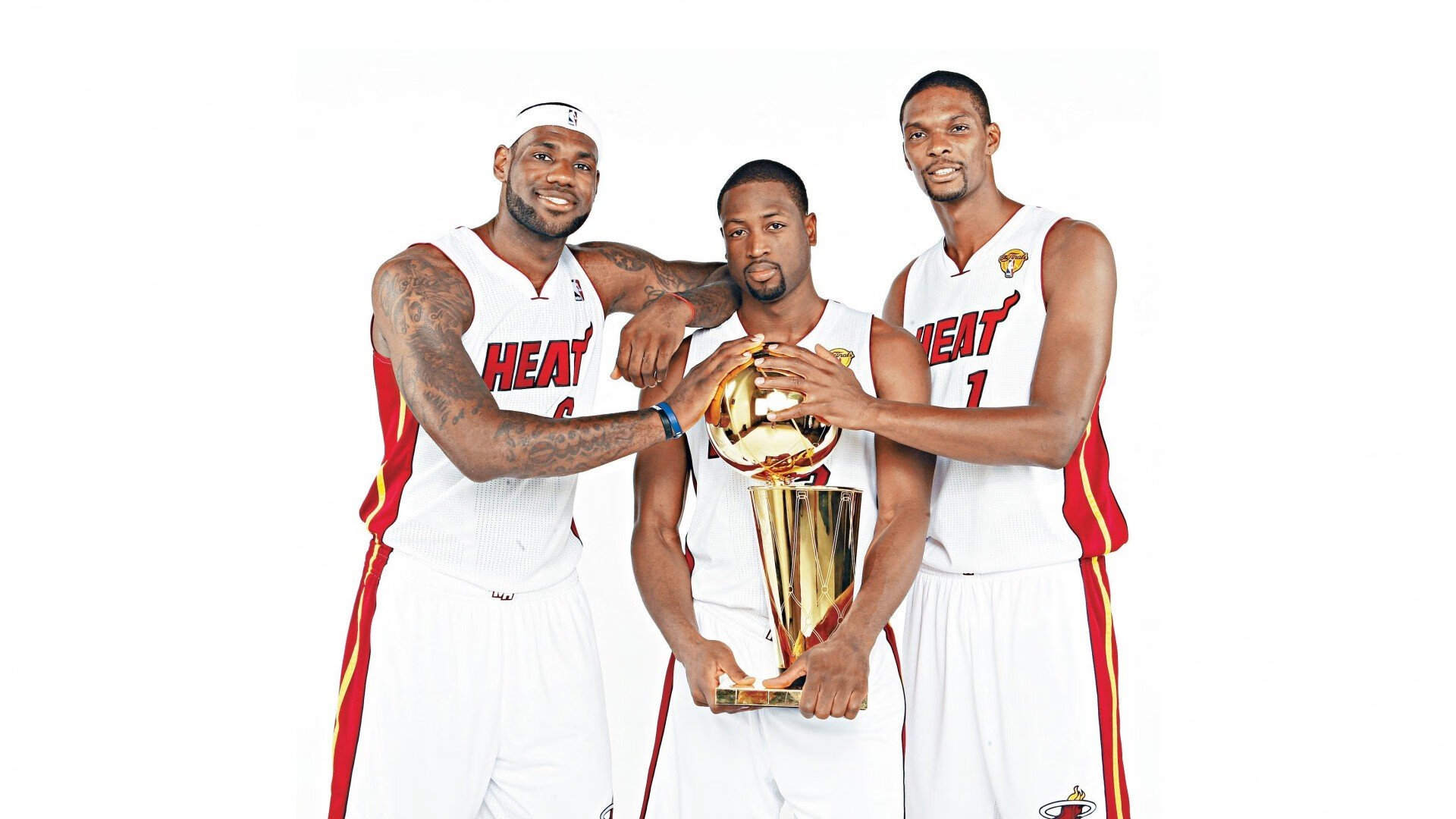 _猛龙队韧劲十足，逆转对手_，猛龙队伍